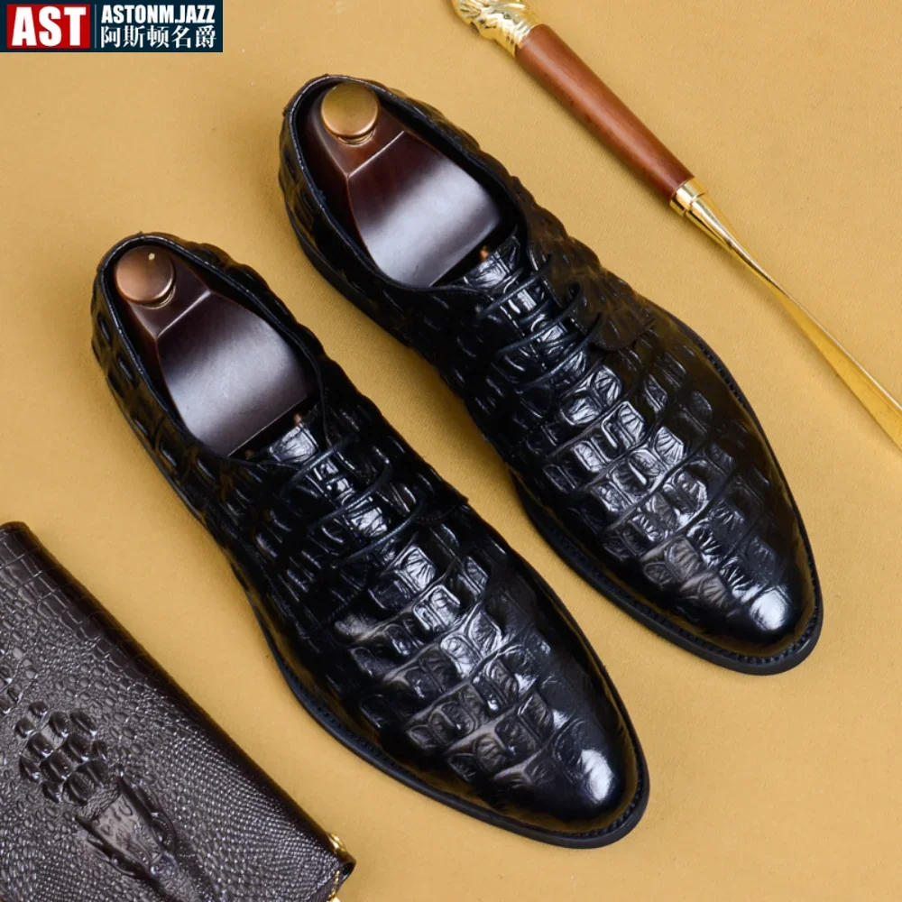 

Luxury Men's Brogue Shoe Men Suit Shoes Casual Formal Business Leather Shoes Men Wedding Shoes Italian Dress Banquet Shoe