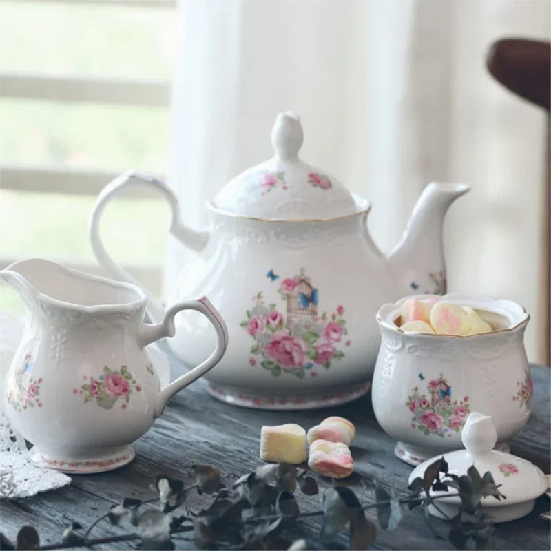 

3pcs European Coffee Sugar Pot Milk Set British Teapot High-grade Painted Gold Ceramics Western Black Afternoon Tea Cup