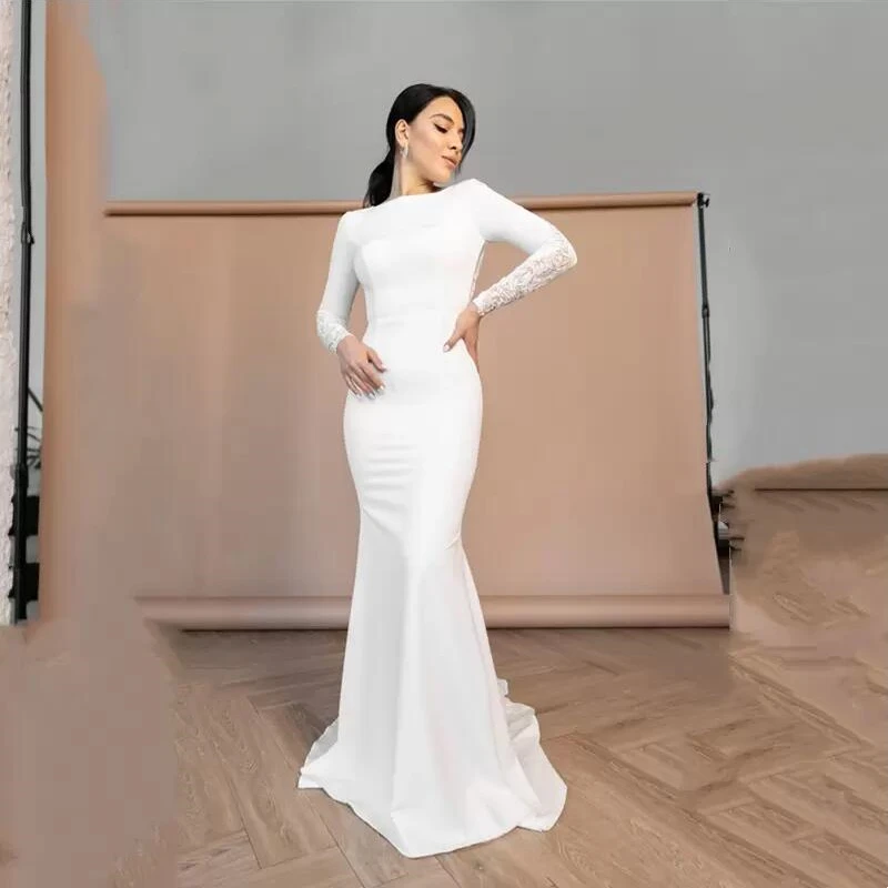 

Mermaid/Trumpet Wedding Dress 2023 Sexy Backless O-Neck Long Sleeves Lace Appliques Floor Length Sweep Train Satin Bridal Gown