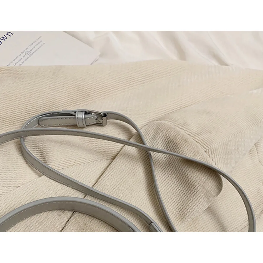 Korean version fashionable drawstring handbag for women 2024 new large capacity bucket commuting versatile shoulder_voghion.com