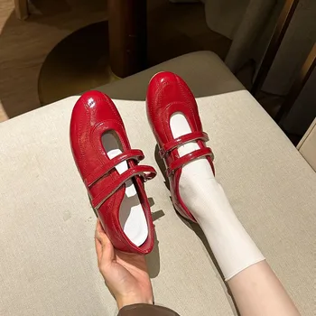 Women Sneakers Women's Leisure Flat Shoes Spring Autumn High Quality Fashion Hook and Loop Design Low-cut Shoes Tenis De Mujer 1