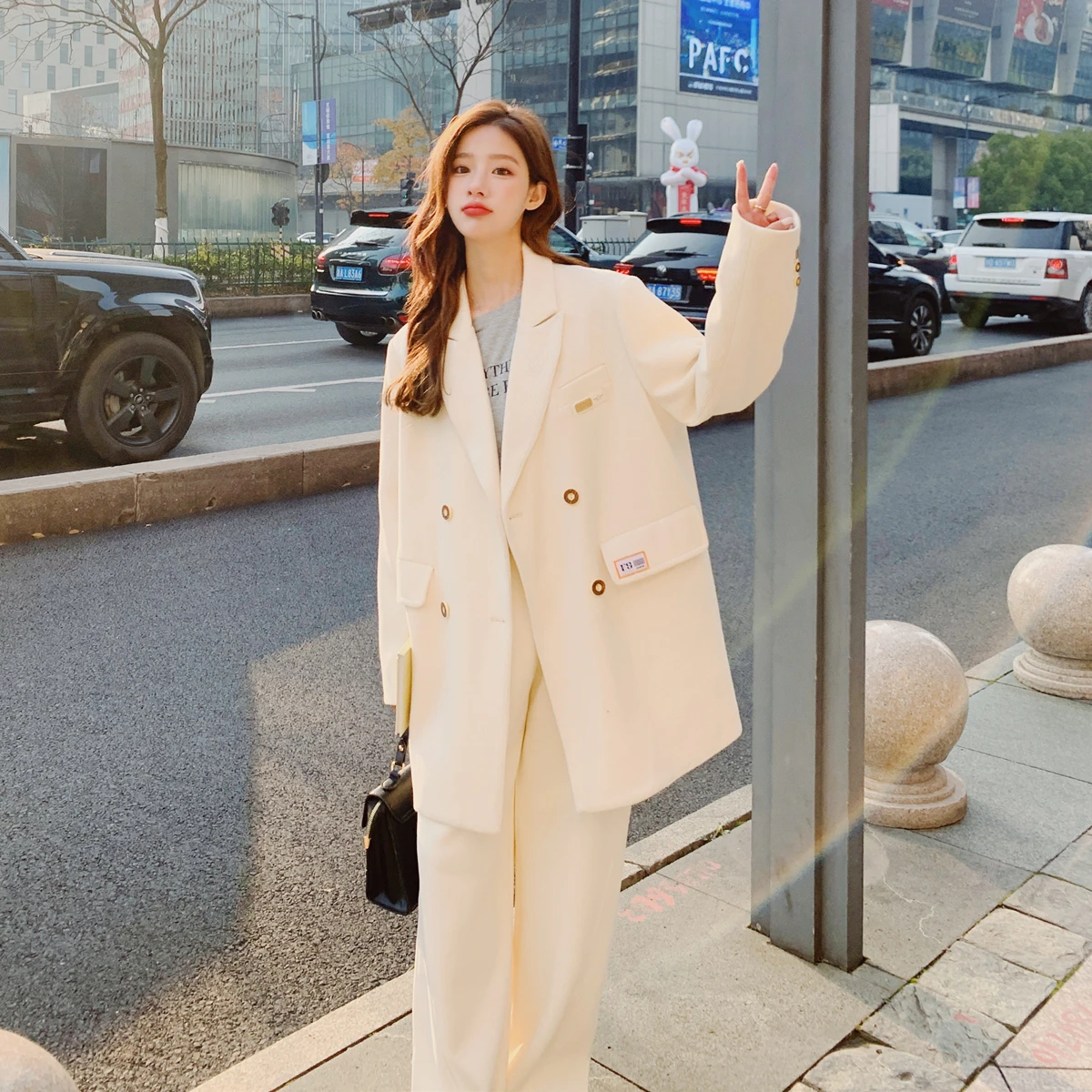 아이보리 패션 세트 세트 여성 2024 봄과 가을 새로운 소금 시스템 착용 고급 캐주얼 세트 투피스 세트