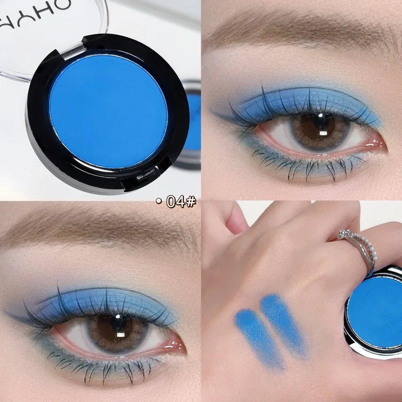 Smoky Blue & Red Eyeshadow Palette with Natural Highlighter for Delicate Eye Contouring