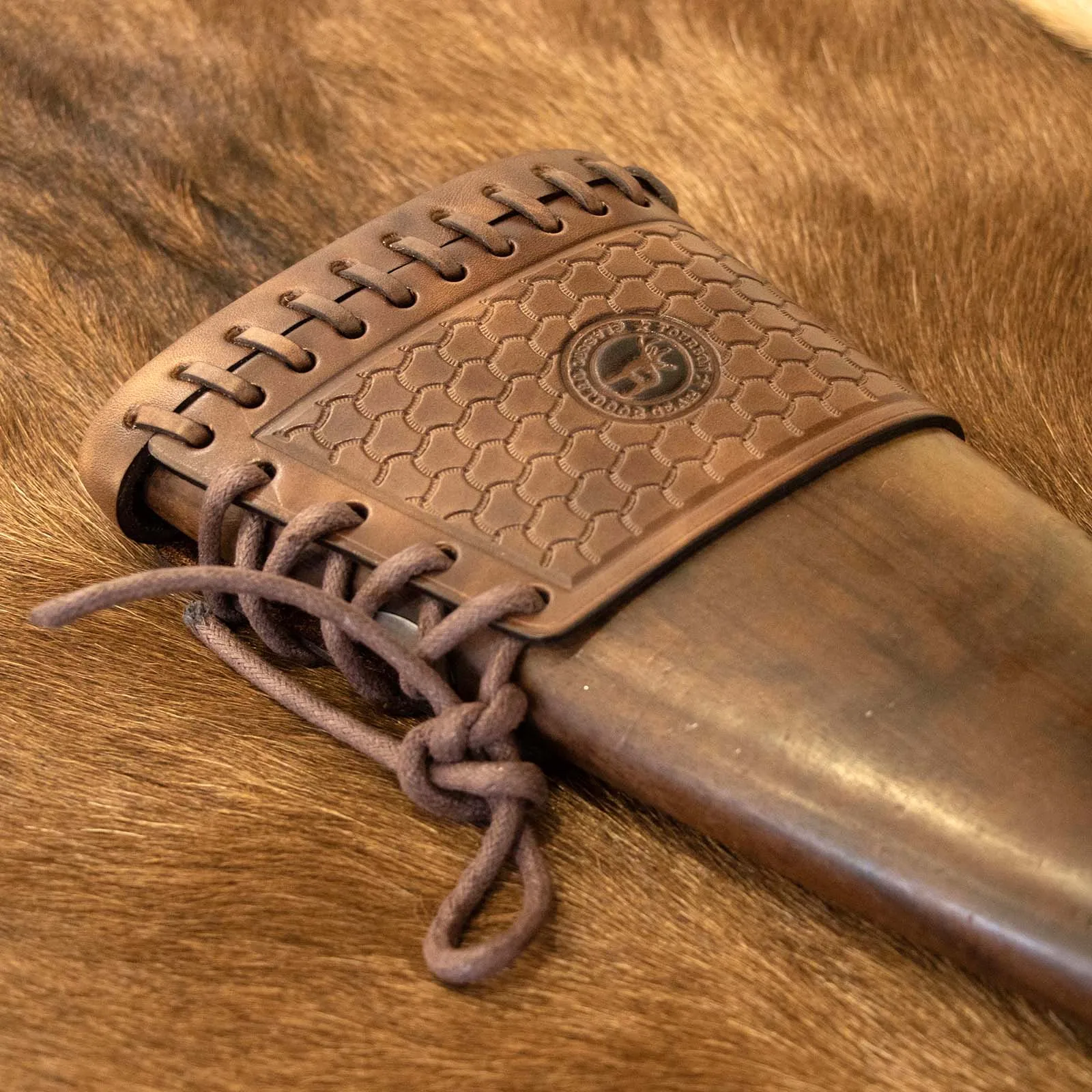 Tourbon Jagd-Leder-Rückstoßpolster zum Aufstecken, Gewehrschaftabdeckung, Wangenauflage mit Einsätzen, verstellbares Schutzpolster – Detail 4