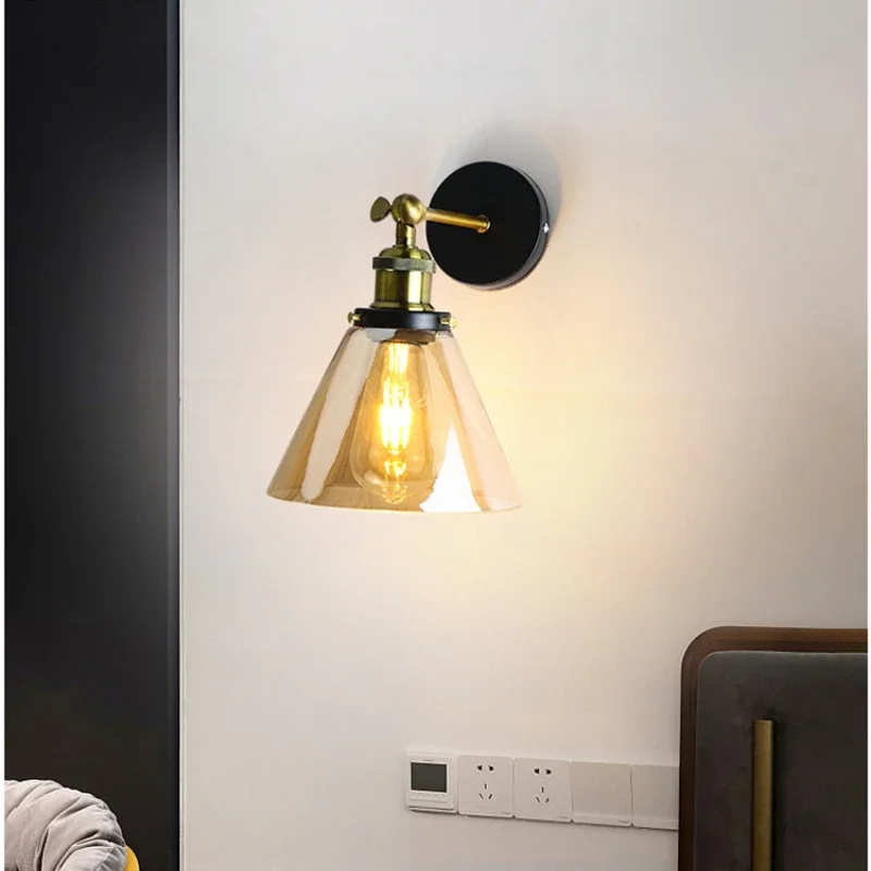 The Dining Room Decorated with Glass Light Fixtures Modern Bedrooms Are Clear and Transparent Grey Amber Vintage Wall Lamps