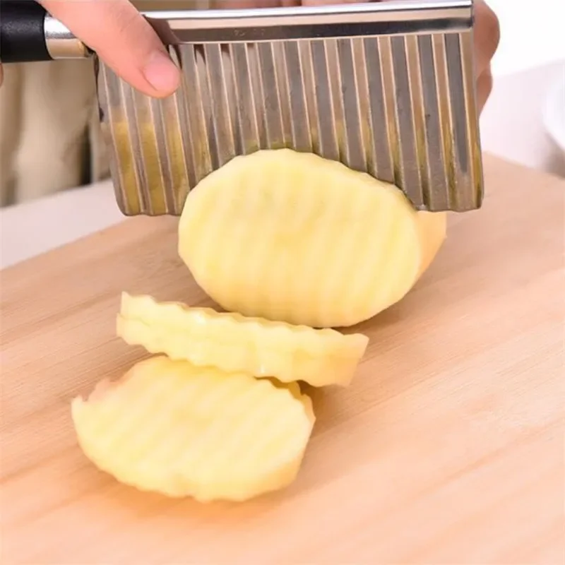 Stainless Steel Wavy Blade Potato Knife, Multi-Purpose Vegetable & Fruit Slicer, Ergonomic Durable Kitchen Tool for Cooking