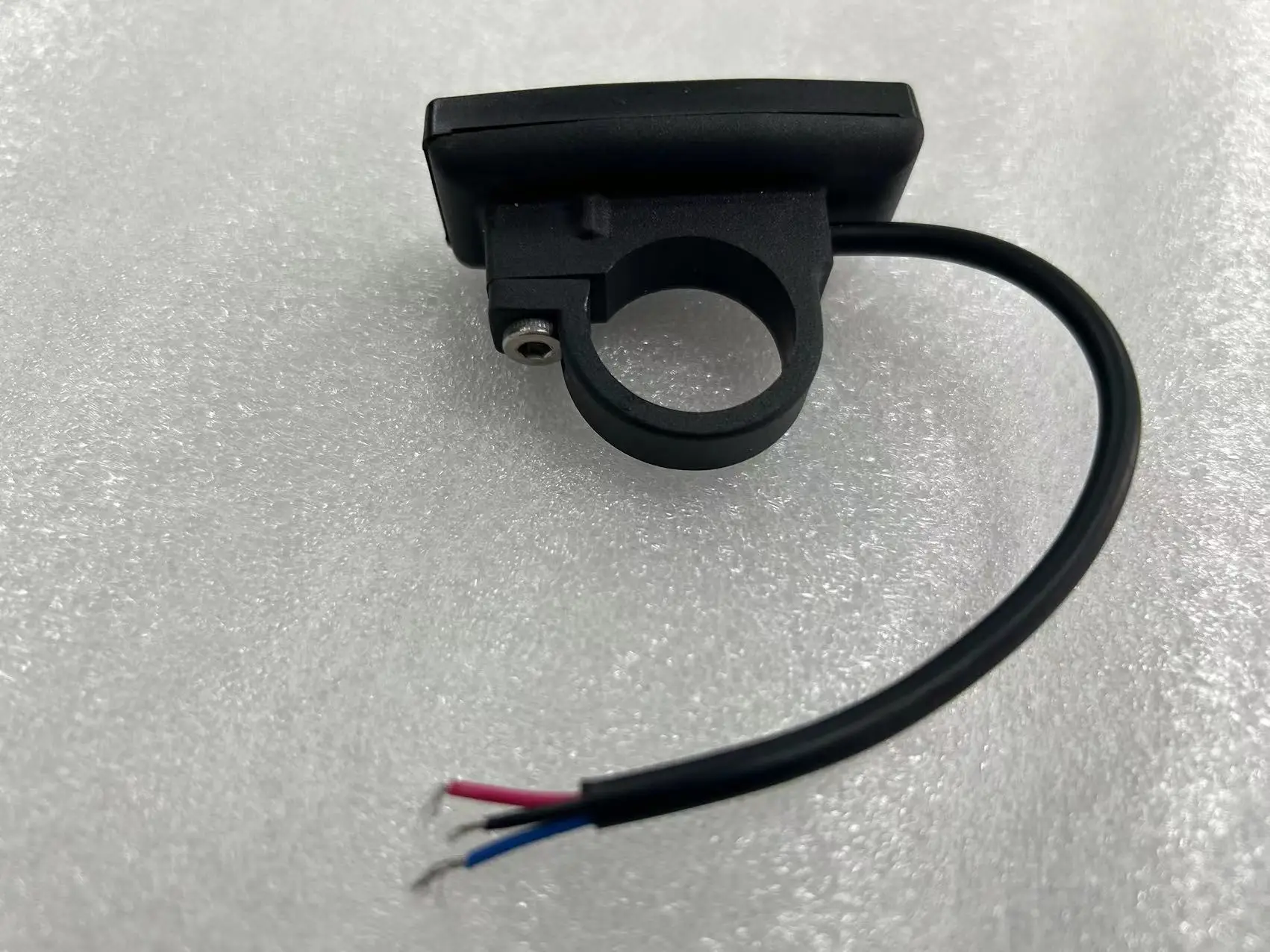 디스플레이 리모콘(맞춤형) 키 누르기 컴퓨터 패널 모니터 장착 Oper C600E 푸시 버튼 USB 수리 부품