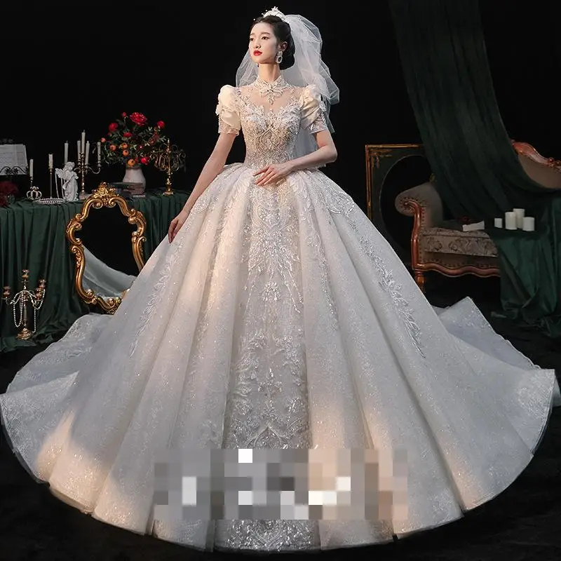 New Short Sleeved Palace Bright Diamond Retro High End Luxury Wedding Dress With Large Tail Main Wedding Dress Customized
