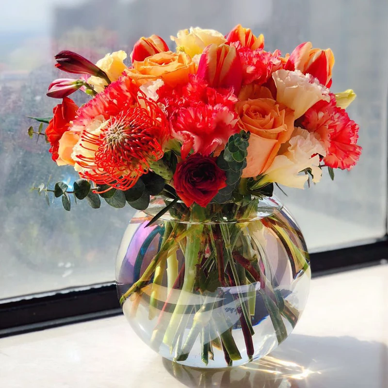 Iridescent INS-style multicolored ball glass vase holographic hydroponic flower glass ware home rose lily flower arrangement 2