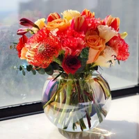 Iridescent INS-style multicolored ball glass vase holographic hydroponic flower glass ware home rose lily flower arrangement 2