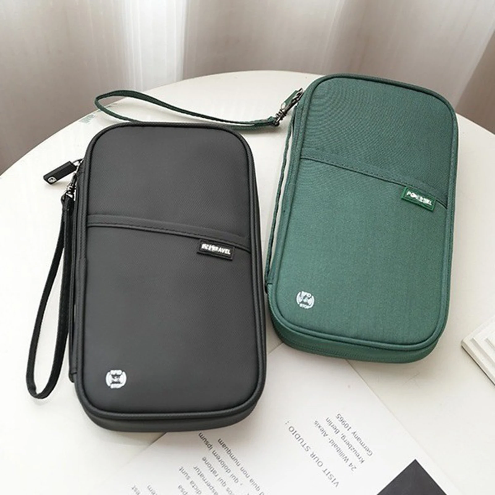 Portable Family Passport Holder Travel Document Organizer Credit Card Clutch Bag for Cards ID Card Money Ticket