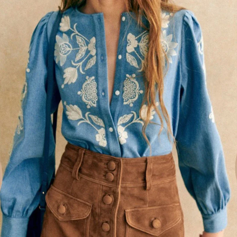 

Autumn and Winter Exquisite Embroidered Floral Button Straight Long-sleeved Cotton Denim Shirt Fashionable