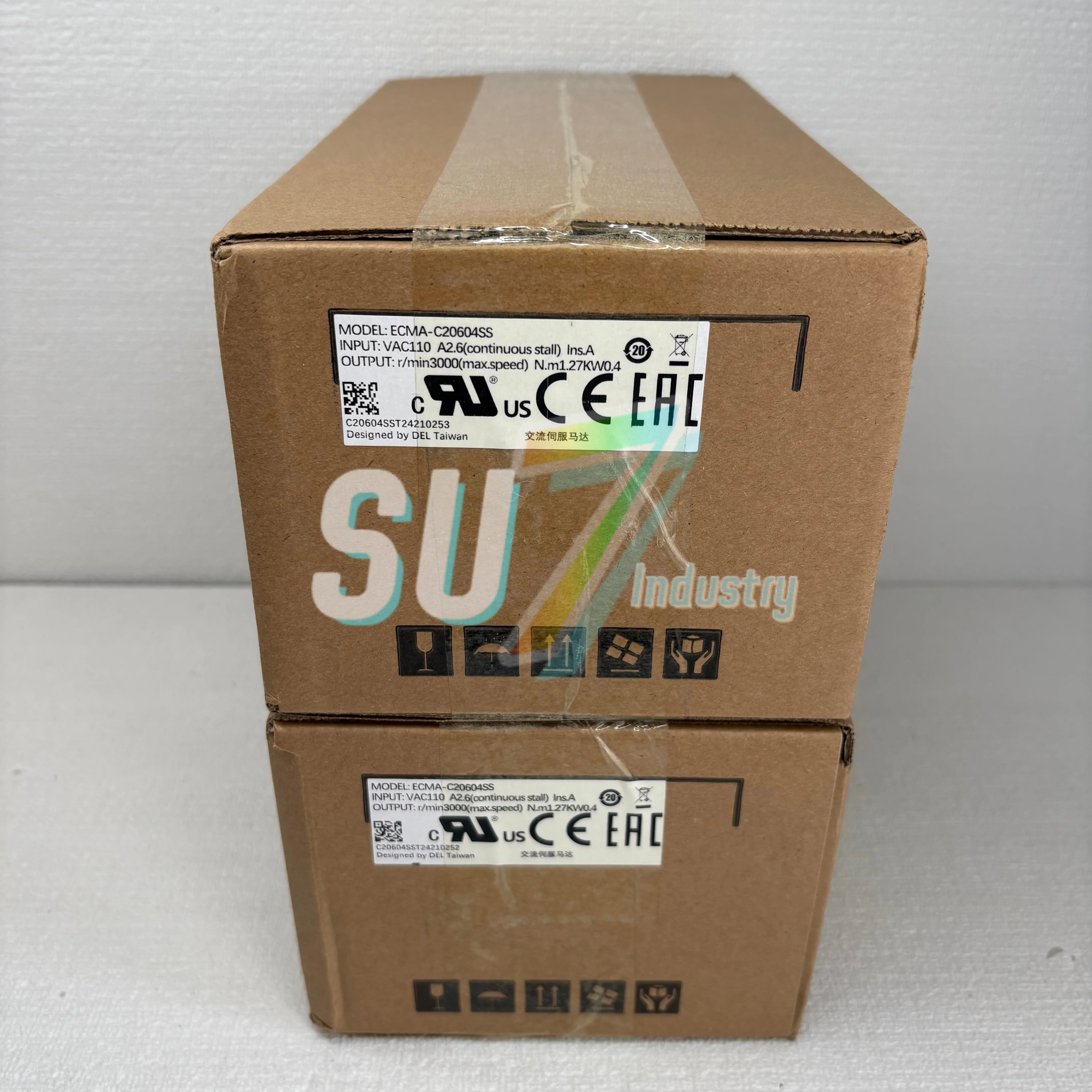 새로 입고된 ECMA-C20604SS 서보 모터