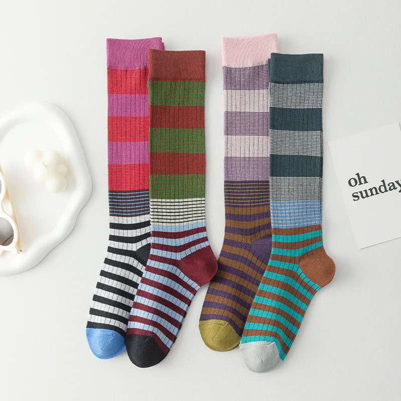 Frauen Herbst Winter Socken Lange Gestreiften kinder Casual Sport Vielseitig Trendy Socke Baumwolle Einfarbig Einfache Socke Großhandel – Detail 1