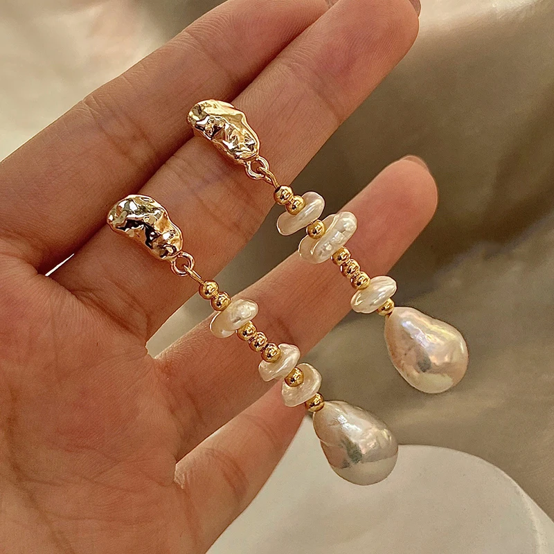 European and American Fashion Irregular Baroque Natural Freshwater Pearl Earrings Contracted Geometric Petals Stud earrings
