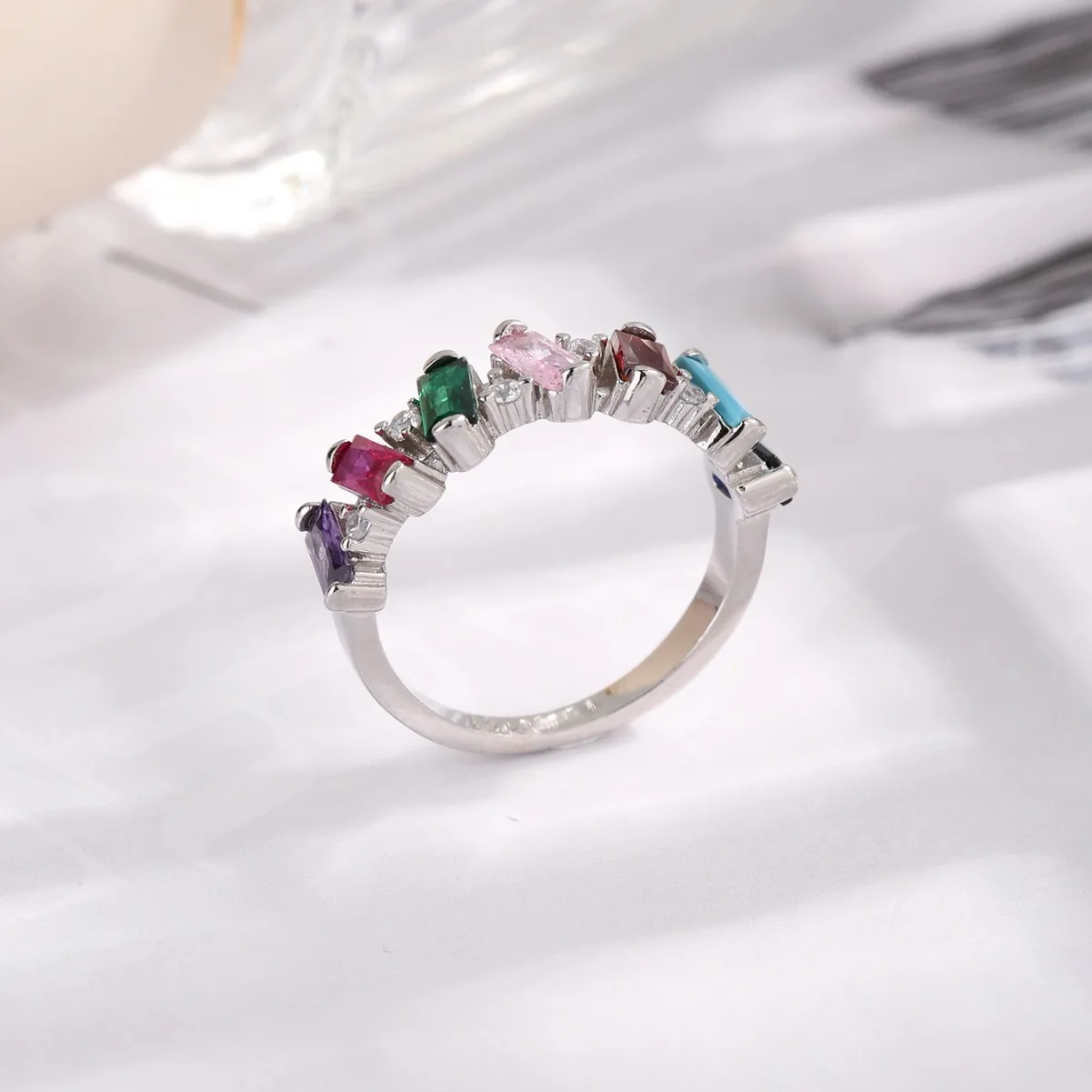 

2024 Europe and America Hot Selling S925 Silver Inlaid Colored Diamond Women's Ring Fashion Trend Birthday Party Gift