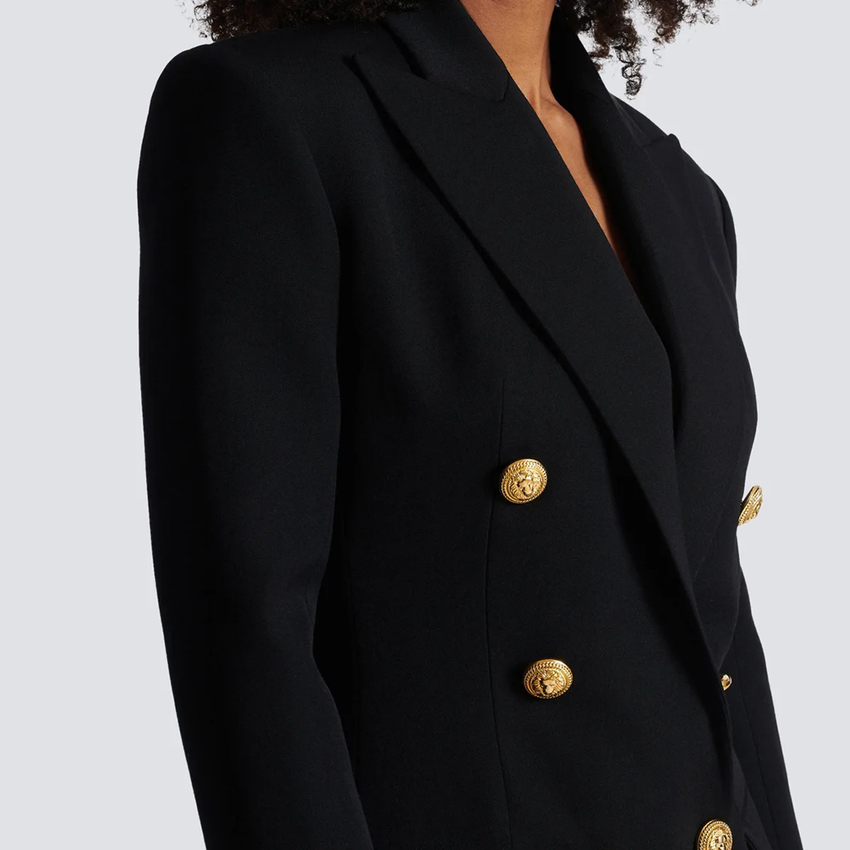 Spring and Autumn New Luxury Women's Suit Coat with Waist Reduction for Slim Appearance and High Fashion Commuter Small Suit Top