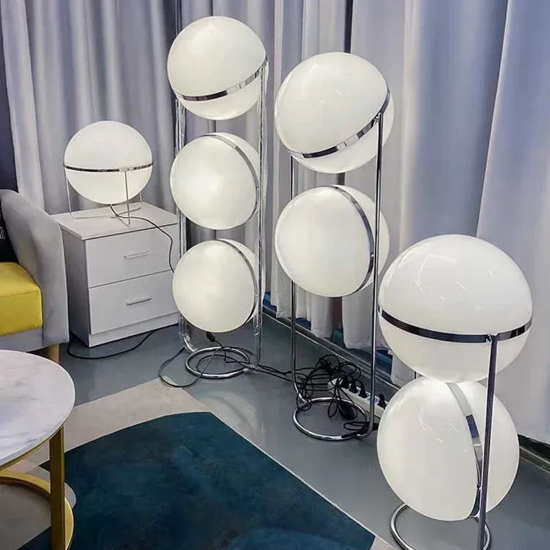 Creative Desk Lamp LED Chrome Metal White Acrylic Ball Lights Modern Art Decor LivingRoom Study Home Lighting Floor Lamp