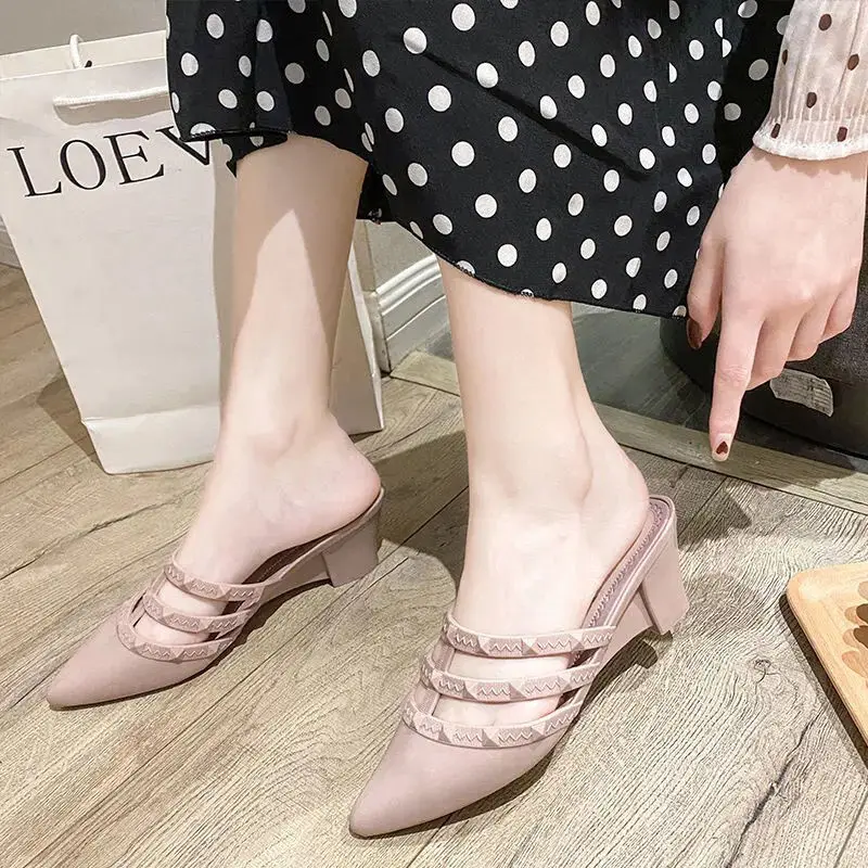 Pointed Toe Wedge Slippers Versatile Student Outer Wear Soft Sole Non-Slip Beach Shoes Fashion Half Slippers Zapatos De Mujer