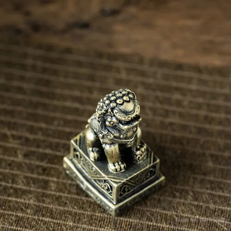 Town House Animal Mini Small Stone Lion Trumpet, Desktop, Chinese Tea Pet, fair-faced Concrete, Micro Landscape, Home Decoration