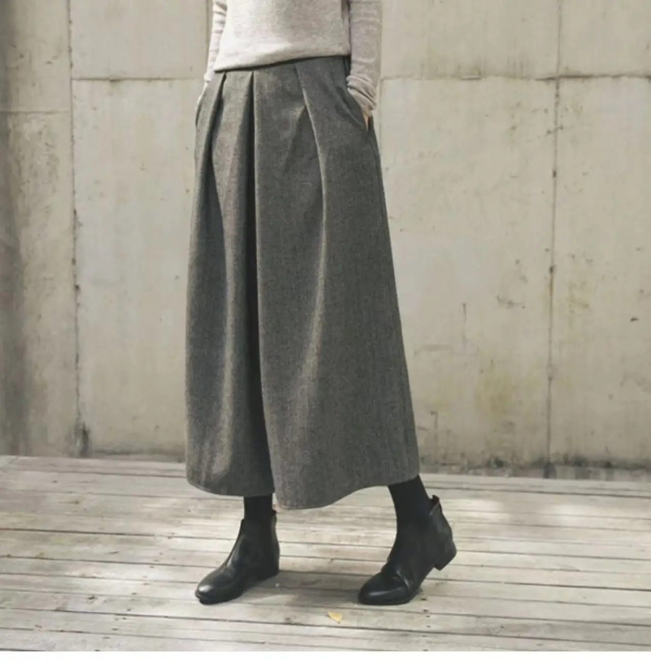 Loose Woolen Wide Leg Skirts Pants Women Pleated Casual Pants Winter Autumn Straight Trousers Elastic High Waist Fat Leg Pants