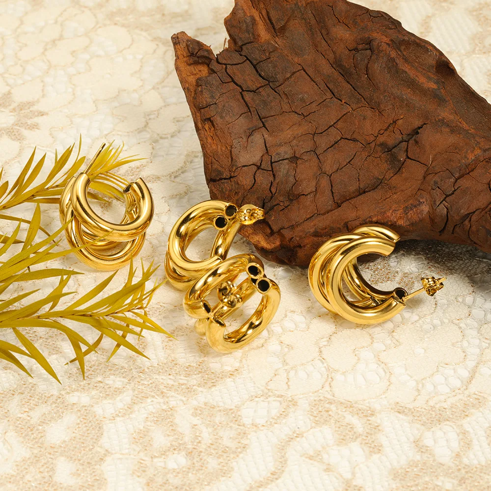 CARLIDANA Large Triple Layer C-Shaped Women Earrings Stainless Steel Gold-Plated Metalized Texture Geometric Thick Hoop Earrings 4