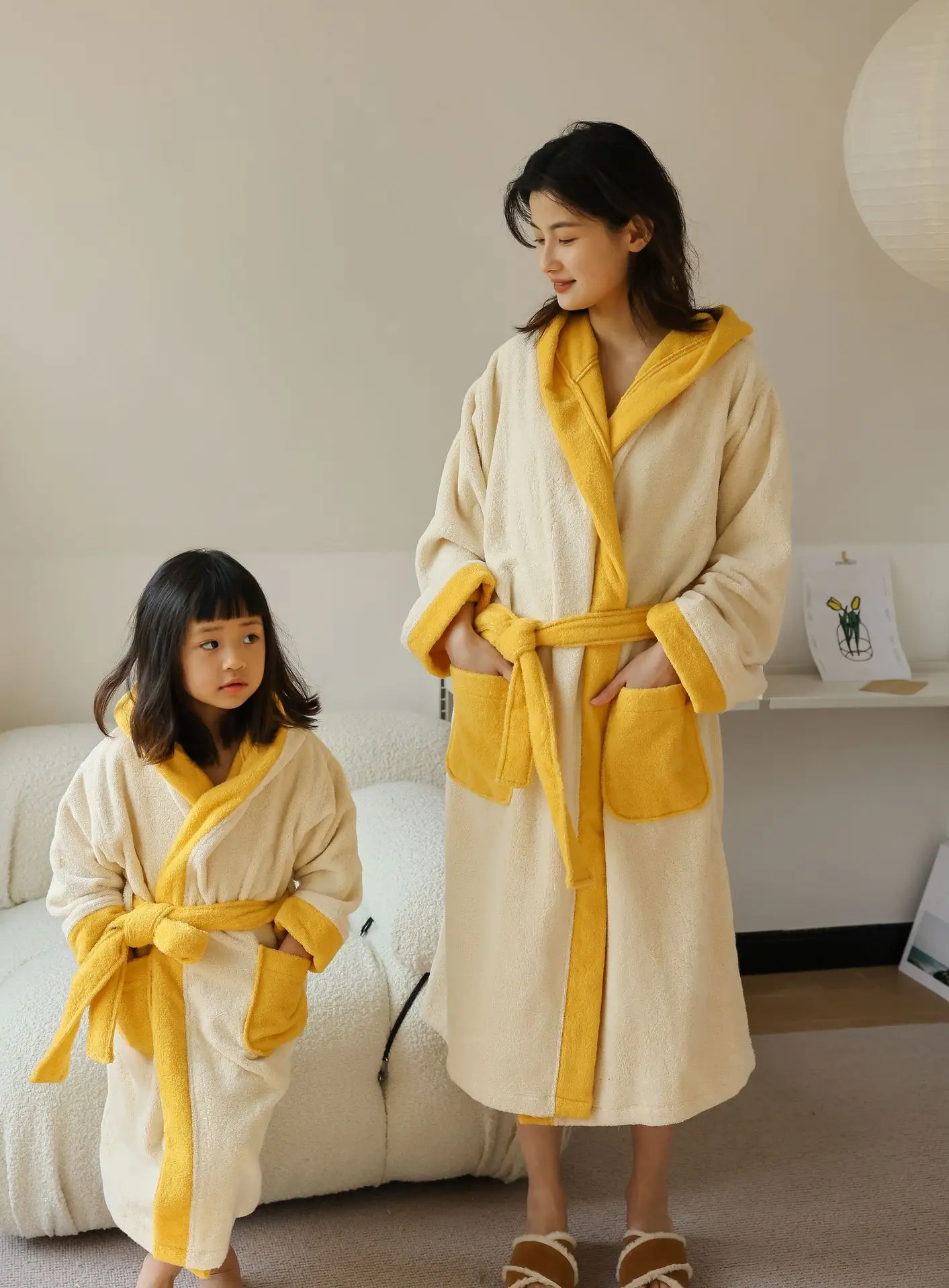 Terry Towels Bathrobes, Size: Free, Plain at Rs 295/piece in Mumbai | ID:  2850797320930