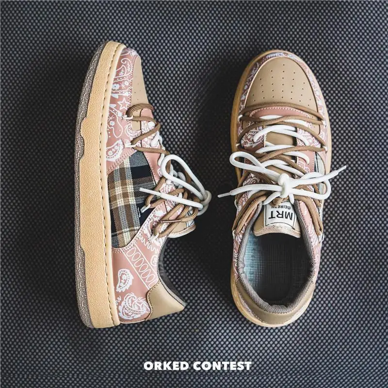

Women Shoes Men Classic Retro Graffiti Skateboard Shoes Fashion Sneakers Couples Students Outdoor Sports Platform Casual Shoes