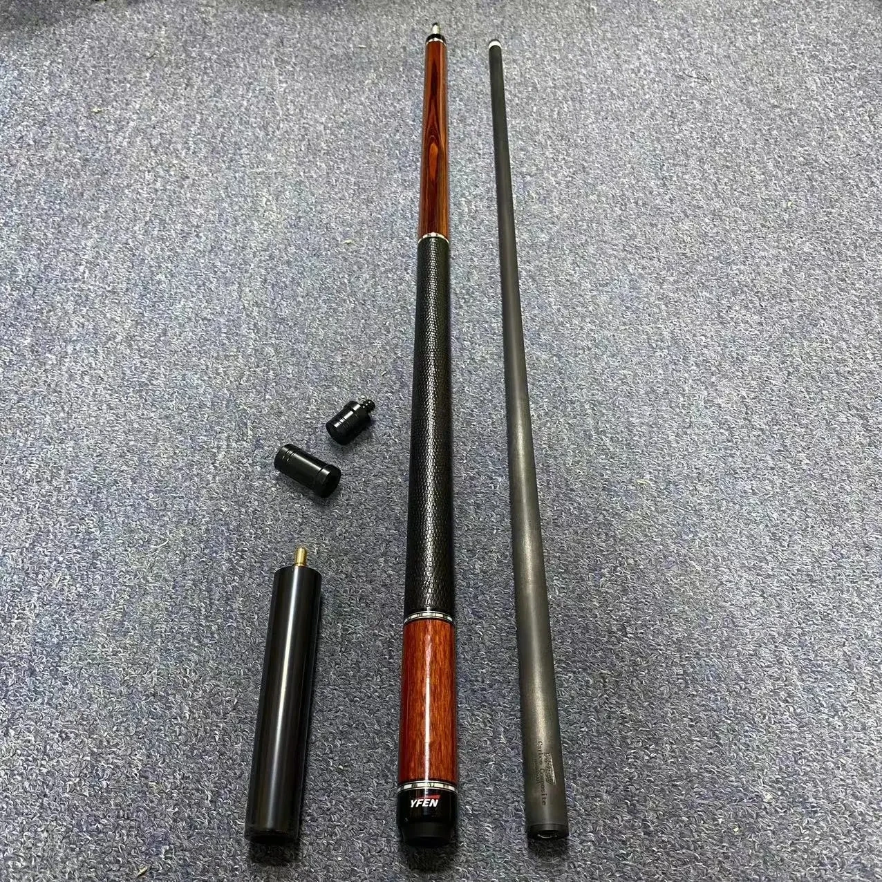 

Hot Sell Superior Billiard Pool Cue Real Carbon Fiber Shaft Canadian Maple Wood Butt