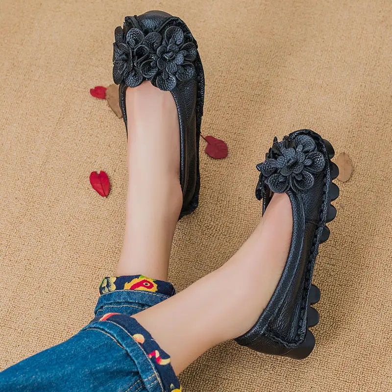 Top quality red floral genuine leather flats woman desginer blooming shallow moccasins retro luxury brand red mules