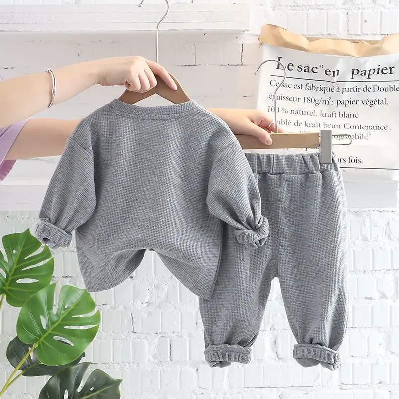Children's baby suit, boys' sports suit, spring and autumn clothes, new solid color, boys, middle and small children, handsome 2