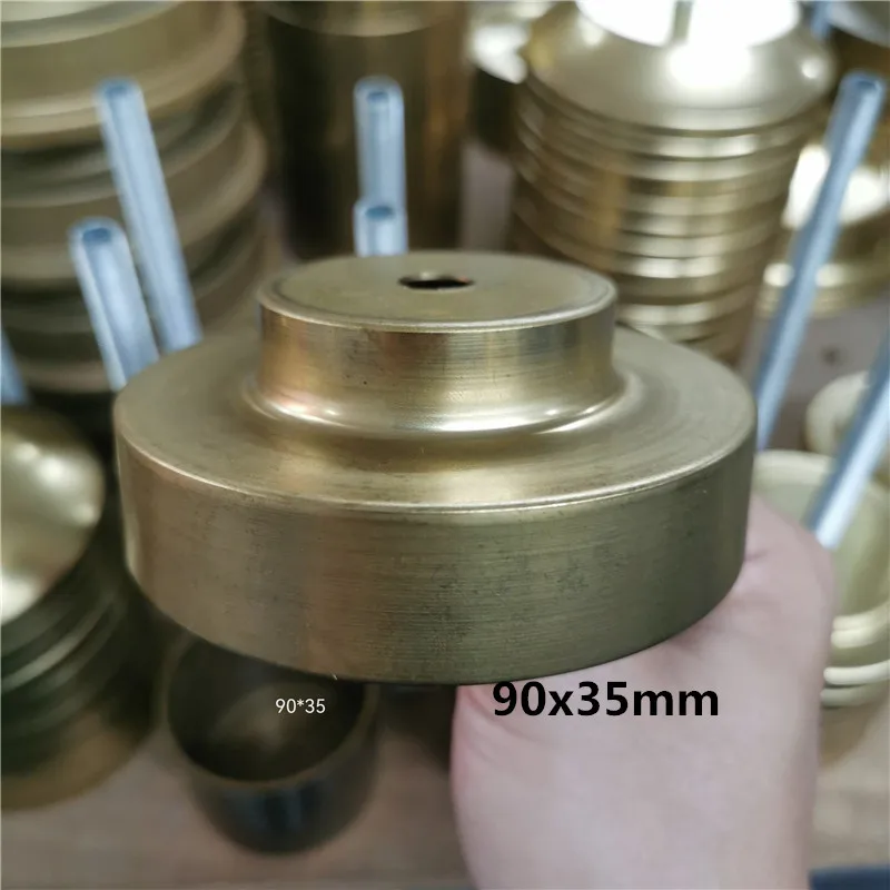 황동 처리되지 않은 반제품 부품 전등갓 클로 램프 베이스 플레이트 라이트 커버 구리 액세서리의 맞춤형 가공