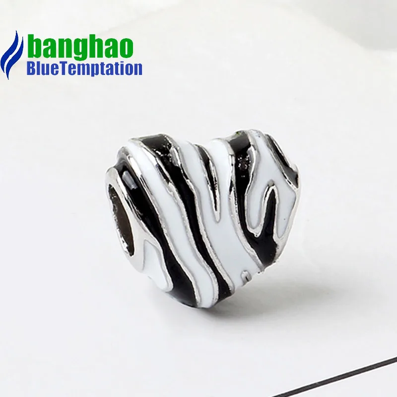 wholesale DIY Fashion Zebra pattern Charm for making accessories for jewelry alloy pendants bracelets beads E15-26