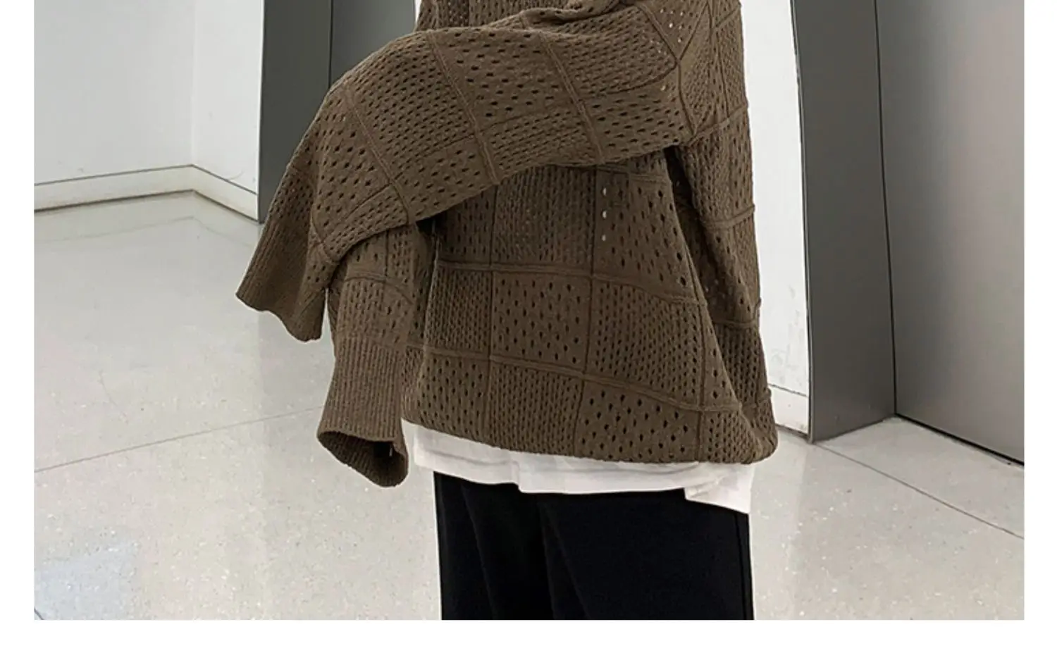 Description Picture 3 of item2024 Men Spring Autumn New Oversized Sweater Pullover Tops Male Streetwear Loose Knitwear Tops Mens Solid Color Jumpers S259