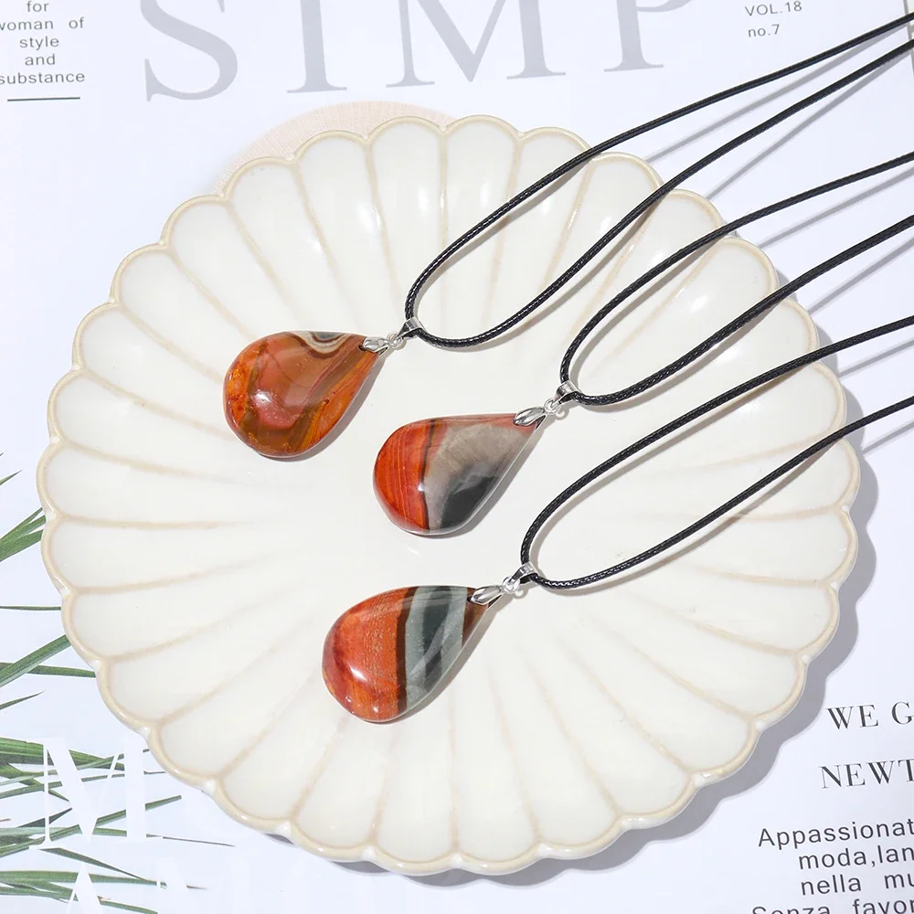 

Mineraali Natural Stone Marine Water Drop Aura Necklace Chain with Decorative Healthy Gemstone Energy Agate Crystal Pendant Gift