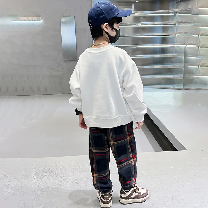 بنطلونات كاجوال للأولاد من 3-12 سنة لفصلي الربيع والخريف، موديل 2026 الجديد، سراويل رياضية فضفاضة من القطن بنقشة مربعات للأطفال، ملابس أطفال