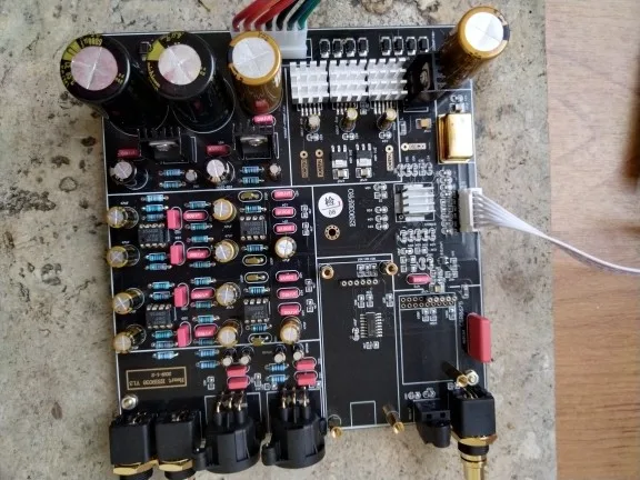 

Высококачественный ЦАП-декодер ES9038PRO с итальянской USB-картой аманеро CSR8675 Bluetooth 5,0 Поддержка APTX - HD