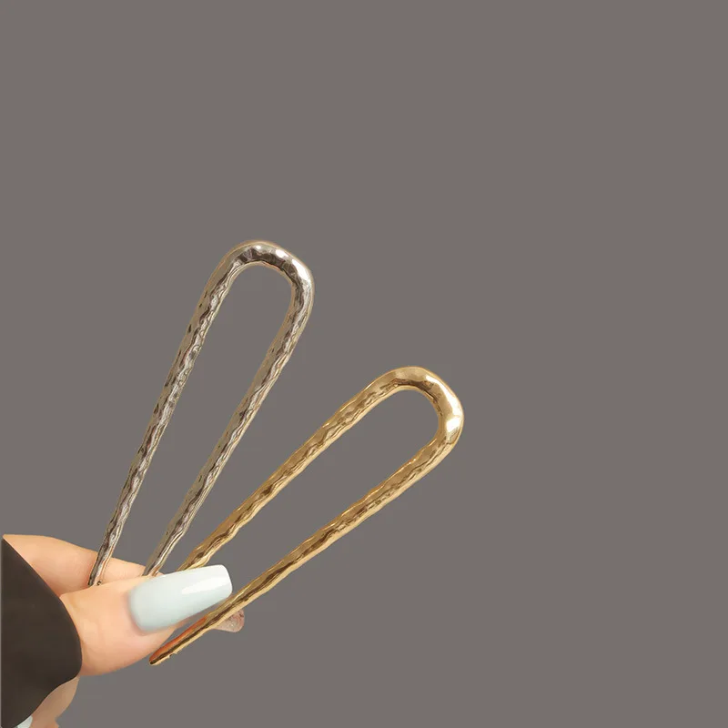 Elegant Metal Hair Fork With Hammered Finish For Hair Buns_voghion.com
