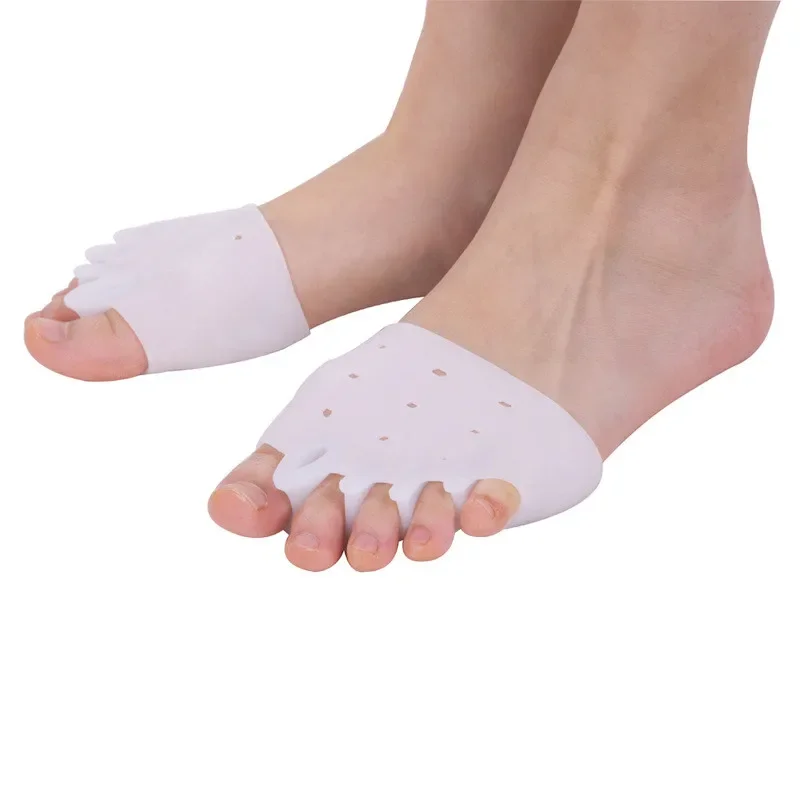 2Pcs/Pair Silicone Comfortable Toe Braces 5-holes Toe Separators Hallux Valgus Straightener Orthodontic Foot BracesFoot Care