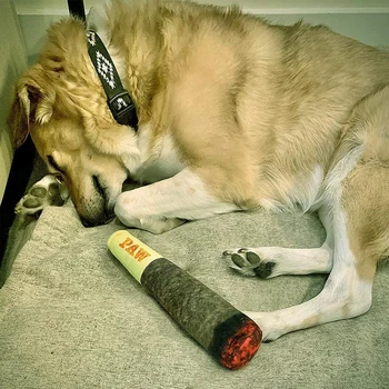 ⁦Cigar Plush Squeaky Chew Toy for Small & Medium Dogs⁩ - الصورة ⁦6⁩