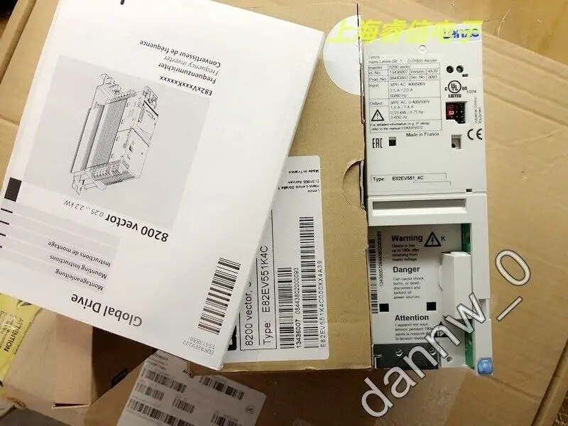 

New in box Original LENZE E82EV551K4C E82EV551-4C free fast express