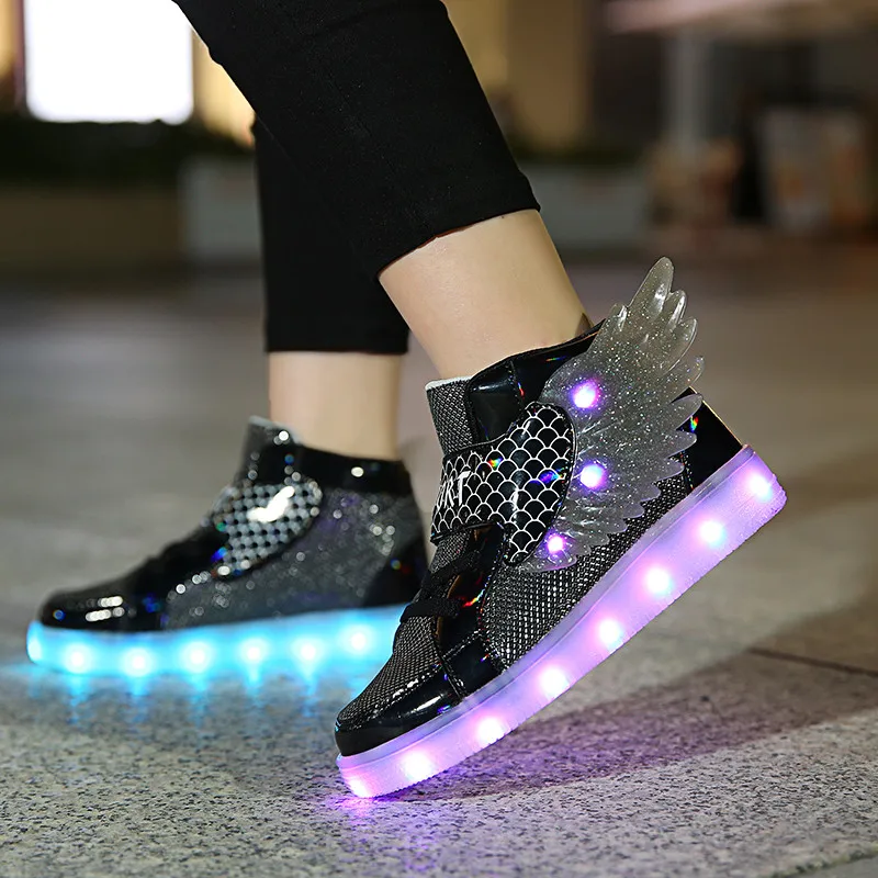 Kids Sneakers USB Charging LED Luminous Shoes Flat Wing Skateboard Shoes Light Up Girls Casual Board Shoes Children Sports Shoes