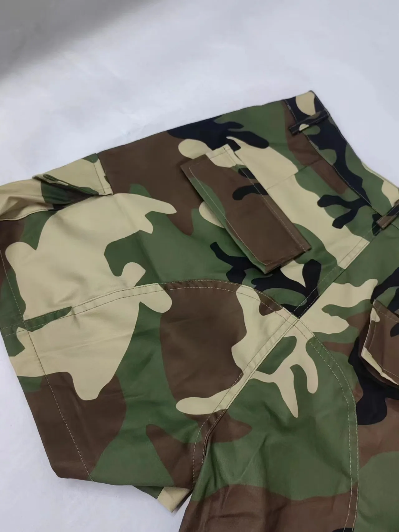 LW women's camo shorts Pocket Design Camo Pants Fashion Camouflage Printing Shorts Loose Sporty Shorts Casual Female Bottoms