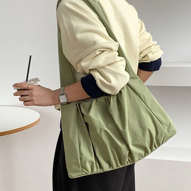 

Chikage Niche Design Nylon Tote Bag Large Capacity New Fashion Trend Single Shoulder Bag Female Solid Color Crossbody Bag