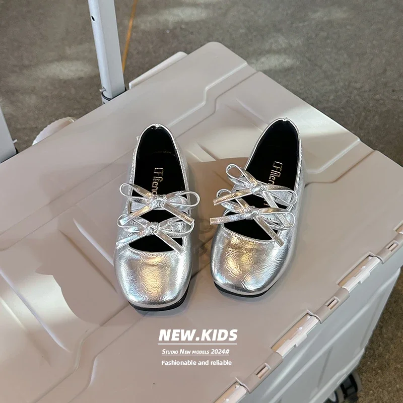 Children Leather Shoes for Girls Autumn New Fashion Princess Style Soft Bottom Sweet Bowtie Dancing Versatile Party Shoes