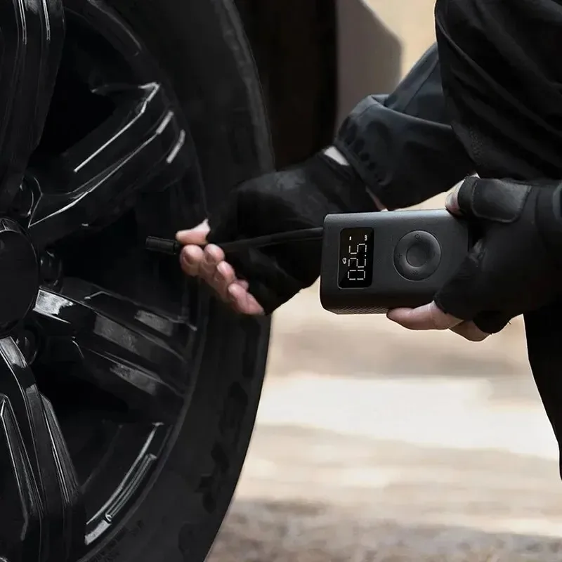Xiaomi Mijia Inflatable treasur Air Compressor 2000mAh Portable Inflator Air Pump 2D For Bicycle Car Motorcycle Ball air pump