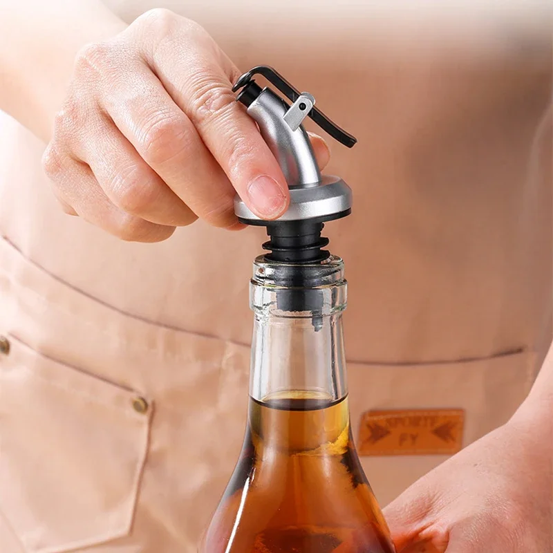 Modern Oil Bottle Tools Pourer Spout Set Leakproof Dispenser & Olive Oil Stopper Kitchen Tools