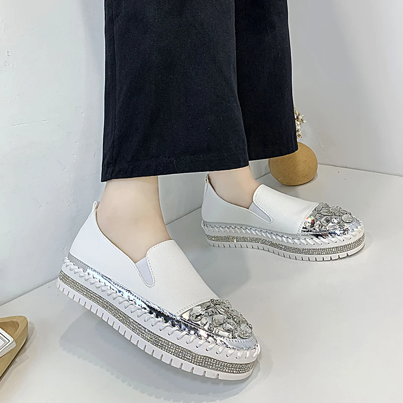 2023 Crystals Round Toe Leather Flats Shoes Women Silver Bling Loafers Couple Platform Shoes Woman Flat With Students Size 43 44