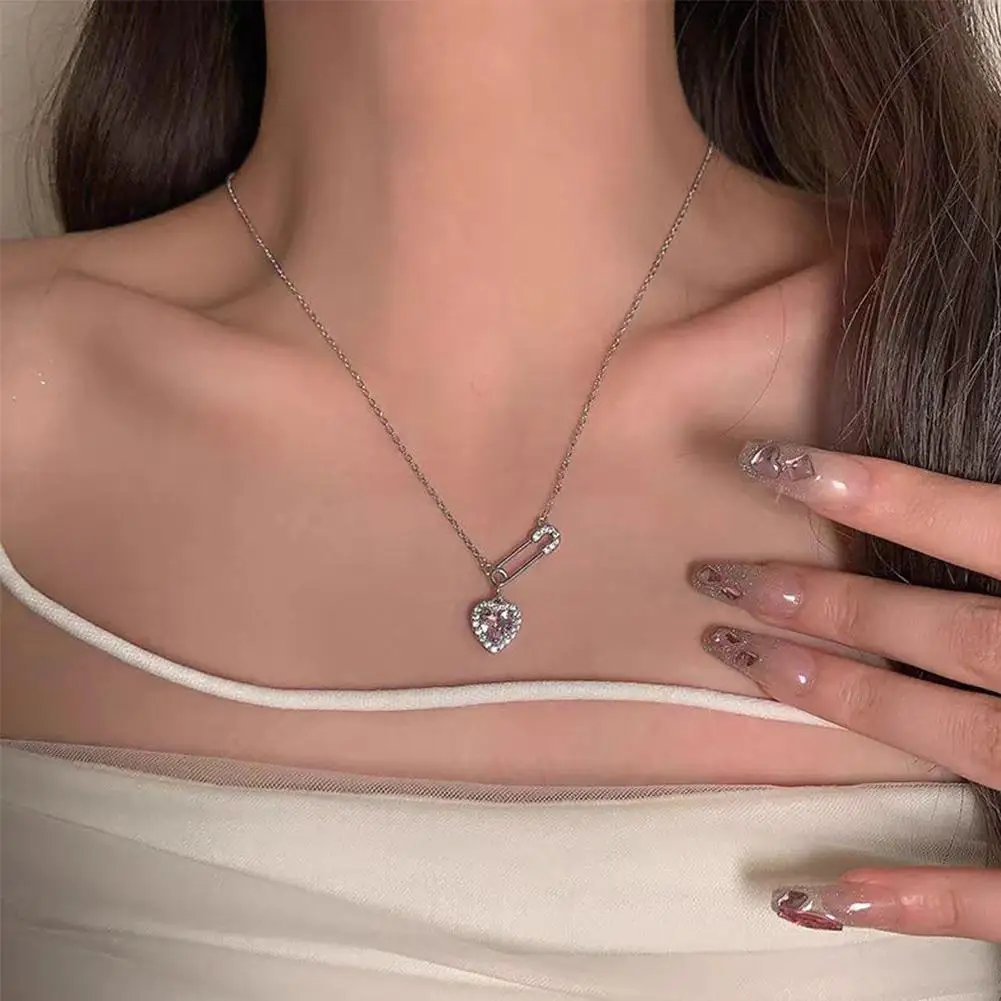 Safety Pin Clip Love Pendant Necklace For Women Hollow Tassel Collarbone Chains Choker Women's Necklace Fashion Jewelry D8R4 16 S2e74bbdadbf84a15b84a4c1f5e374af8a