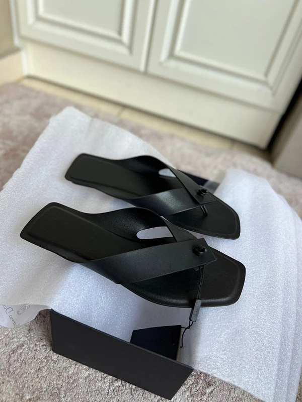 Withered French Flip Flops For Summer Office Ladies Fashionable Elegant Leather Slippers Casual Shoes Women's